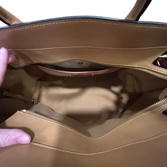 Coach Soft Empire Carryall Bag Tote 40 #CW616 - very gently used - Picture 8 of 11